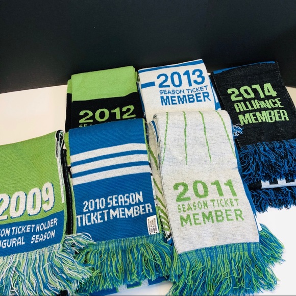 Seattle Sounders Collectible Soccer Scarf Some Years Gone! - Picture 1 of 6